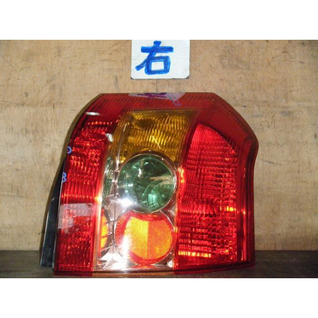アレックス CBA-NZE121 右テールランプ ブレーキランプ ストップランプ