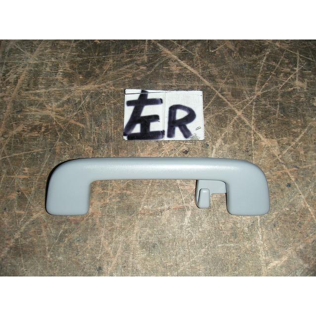 カムリ DAA-AVV50 左リアアシストグリップ 純正品番74610-33170-B0