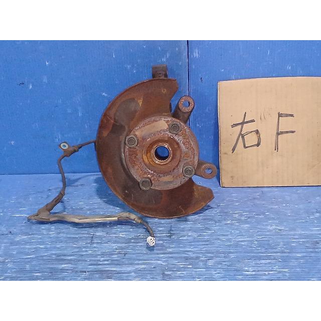 ワゴンR ワゴンR LA-MC22S 右フロントナックル 純正品番45110-76810