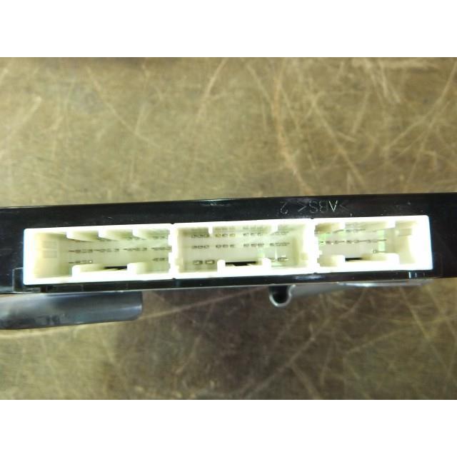 カローラフィールダー DBA-NZE161G キーレスリモコン 純正品番89904