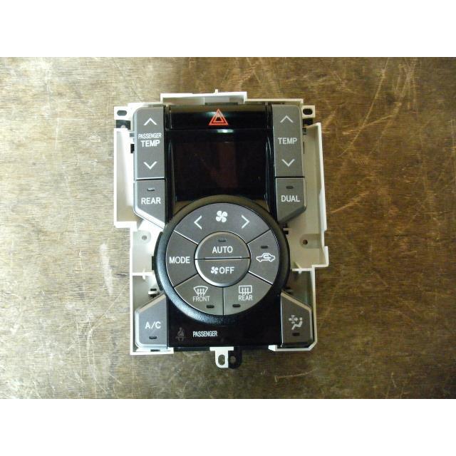 そらページ Amazon | 28年 ヴォクシー DBA-ZRR80W ZS 煌 A/Cエアコン
