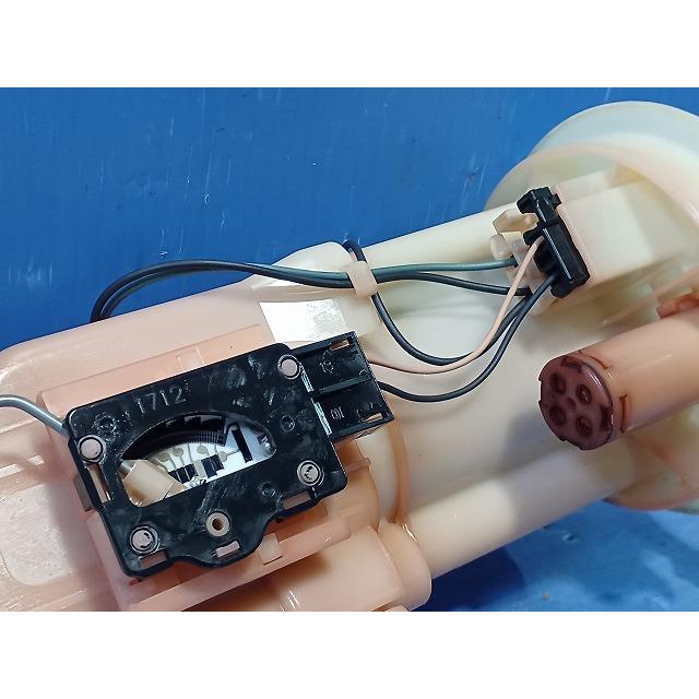 スクラム EBD-DG64V フューエルポンプ フェールポンプ 燃料ポンプ 純正