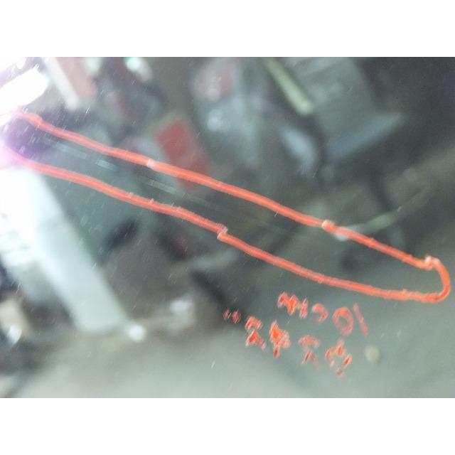 ムーヴ DBA-LA100S 右フロントドアガラス 純正品番68101-B2272 管理
