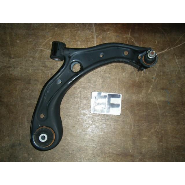 N-BOX DBA-JF1 右フロントロアアーム 純正品番51350-TY0-010 管理番号