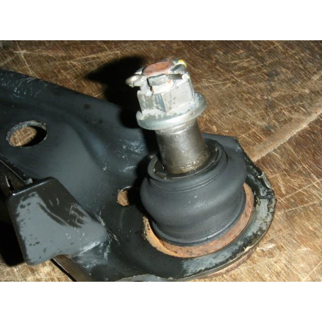 N-BOX DBA-JF1 右フロントロアアーム 純正品番51350-TY0-010 管理番号