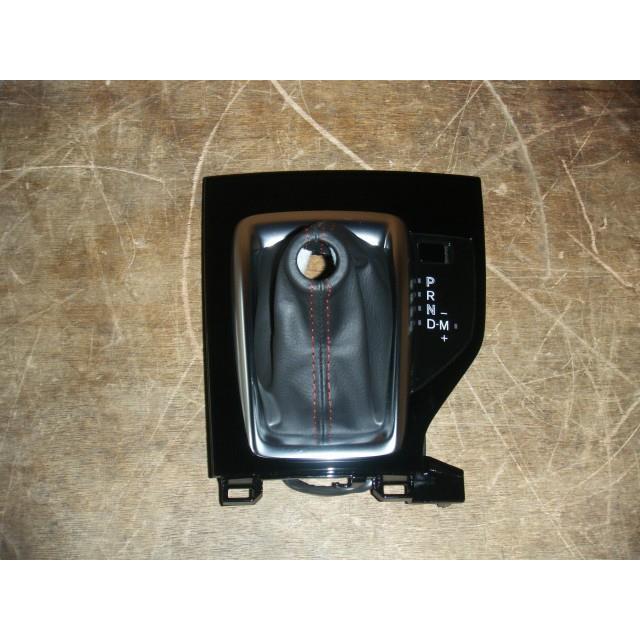 アクセラ DBA-BM5FS シフトパネル 純正品番B45F-64-340E 管理番号