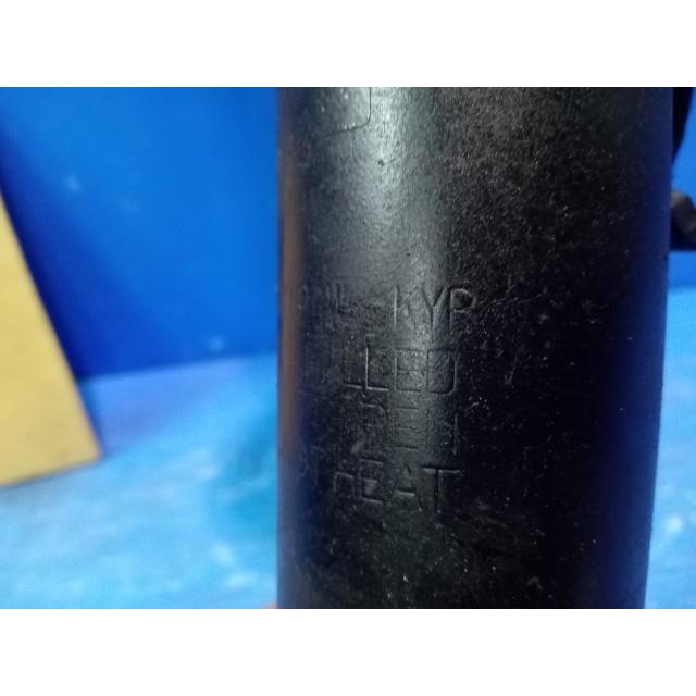 アクア DAA-NHP10 右フロントストラット 純正品番48510-52M30 管理番号