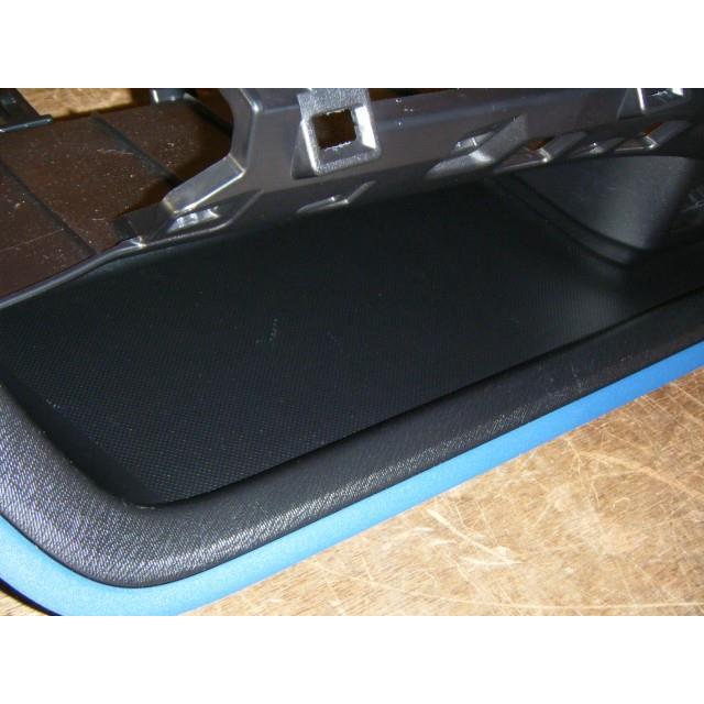 アクア DAA-NHP10 助手席オープントレイ 純正品番55440-52140-J1 管理