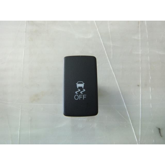 NBOX DBAJF1 VSAOFFスイッチ 純正品番35300TY0J01 管理番号AB1504 220821000169151