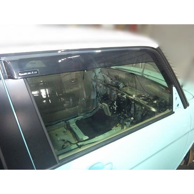 ラパン DBA-HE33S 右フロントドア カラー番号2BT フレンチミント ラパン DBA-HE33S 右フロントドア カラー番号2BT フレンチミント
