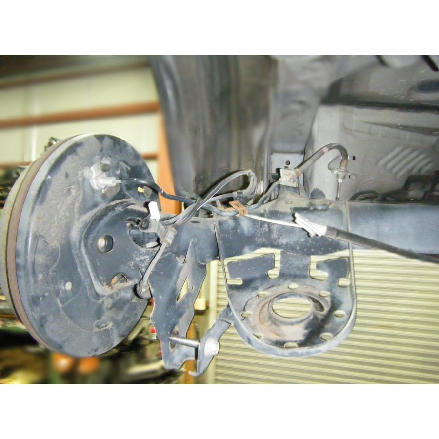 ラクティス DBA-NCP120 リアアクスルビーム 純正品番42110-52332 管理 