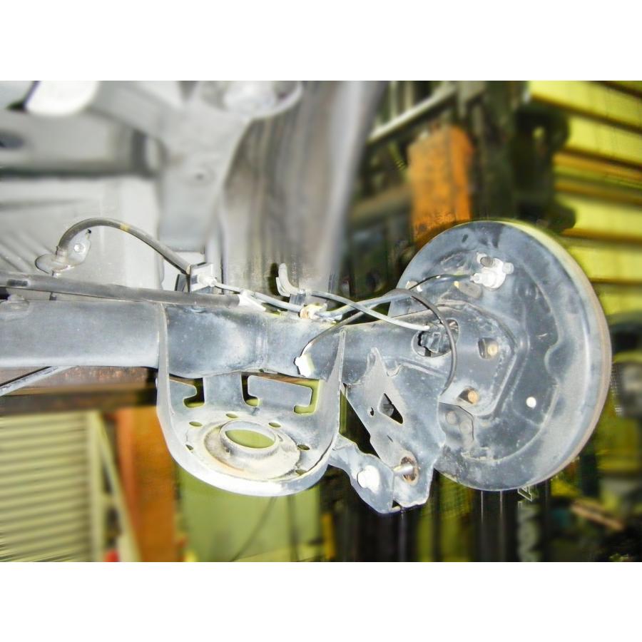 ラクティス DBA-NCP120 リアアクスルビーム 純正品番42110-52332 管理 