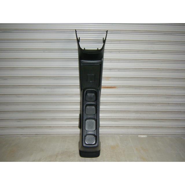 コンソール F110-64-440D ボックス リヤー コンソール (F1) 1個 MAZDA(マツダ