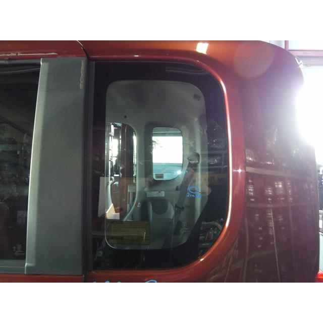 25032210 LA600S タント (2015) 左 クォーターガラス タント DBA-LA600S 左クォーターガラス 純正品番62712-B2200 管理番号