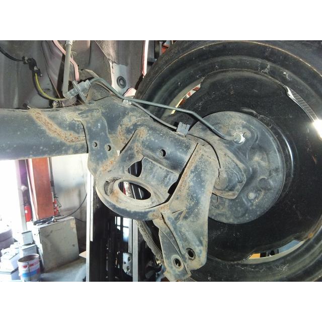 タント DBA-LA600S リアアクスルビーム 純正品番48710-B2271 管理番号