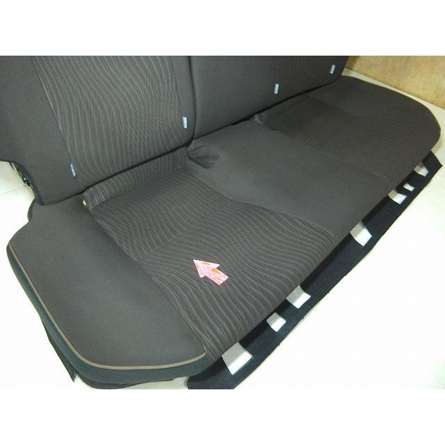 アクア DAA-NHP10 リアシート 純正品番71075-52J51-E2 管理番号AB5533 