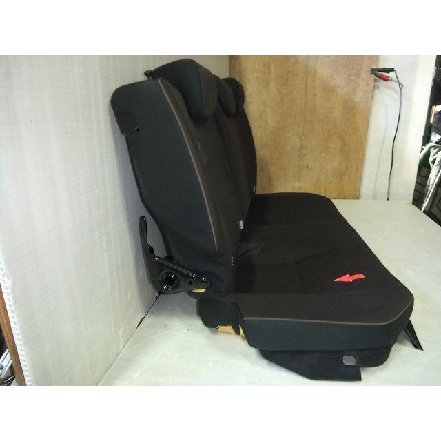 アクア DAA-NHP10 リアシート 純正品番71075-52J51-E2 管理番号AB5533 