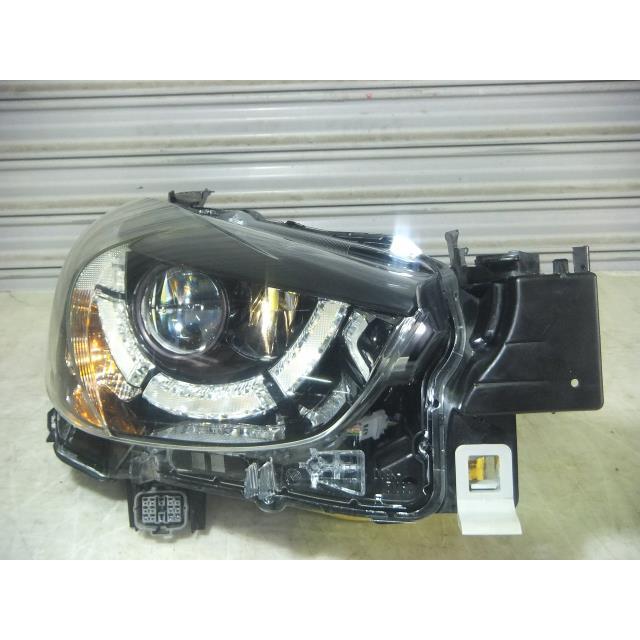 デミオ DBA-DJ3FS 右ヘッドランプ 右ヘッドライト 純正品番D09L-51 
