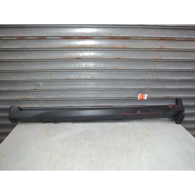 エクストレイル DAA-HNT32 左サイドステップ 純正品番76851-4CE0A 管理