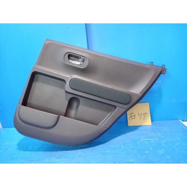 SPADE スペイド DBA-NCP141 右リアドアトリム 内張り 純正品番67630