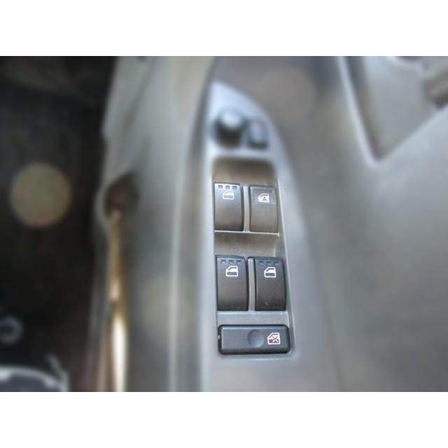 タント DBA-LA600S パワーウインドウスイッチ 純正品番84820-B2440