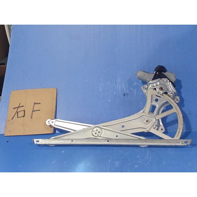 SPADE スペイド DBA-NCP141 右フロントレギュレーター・モーター 純正 