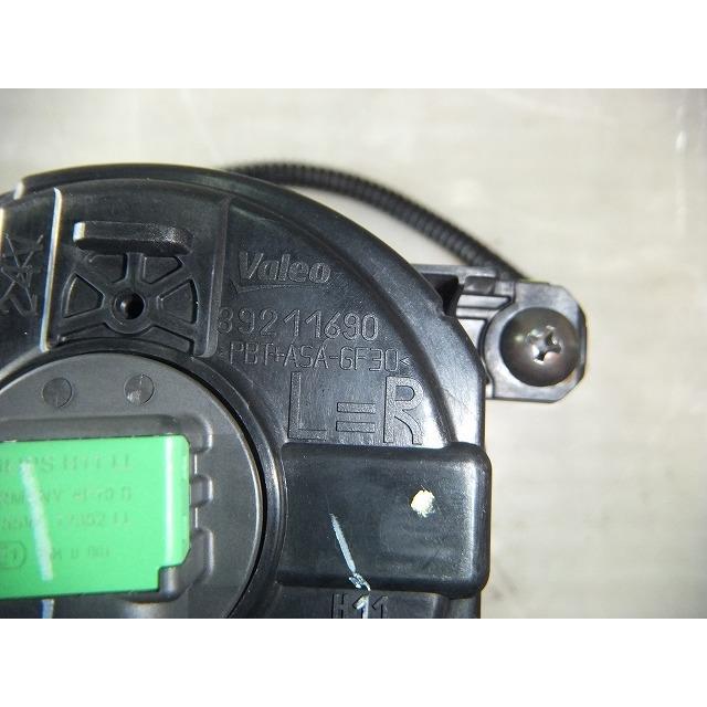 グレイス（Honda） グレイス DAA-GM5 右フォグランプ 純正品番33900