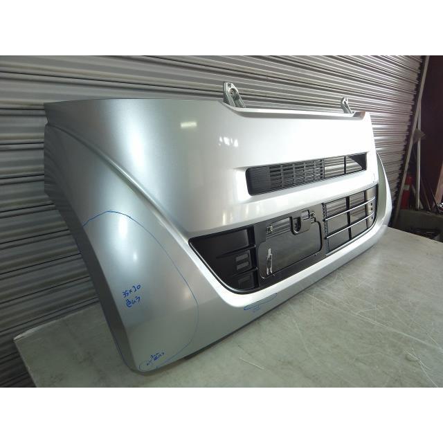 N-BOX DBA-JF1 フロントバンパー カラー番号NH851M カトラリー