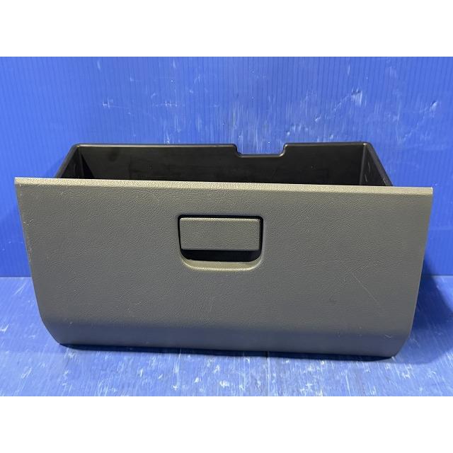 ミニキャブ GBD-U61V グローブBOX グローブボックス 純正品番MR785481