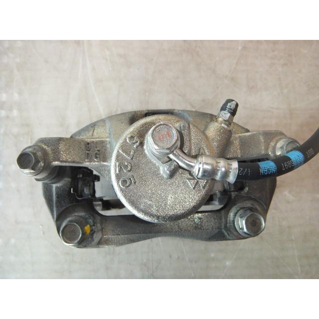 Jade ジェイド DAA-FR4 右フロントキャリパー 純正品番45018-SZW-000