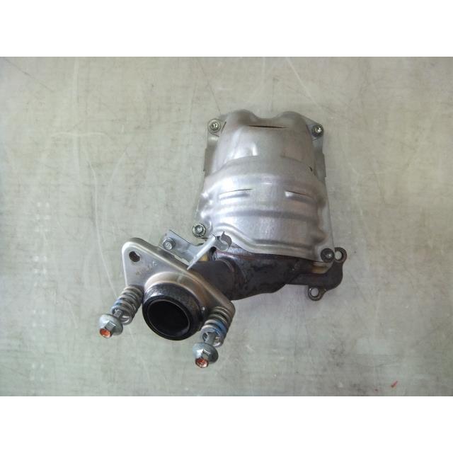ホンダ触媒ー Jade ジェイド DAA-FR4 エキゾーストマニホールド 触媒 純正品番18190