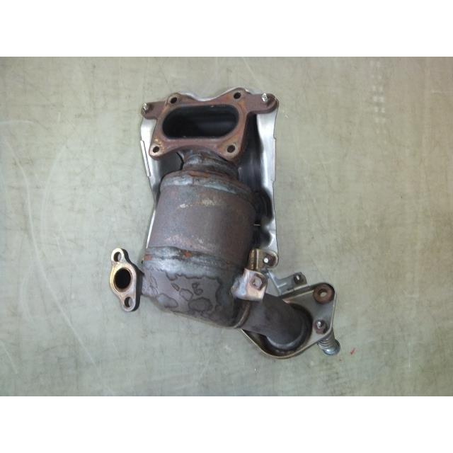 Jade ジェイド DAA-FR4 エキゾーストマニホールド 触媒 純正品番18190