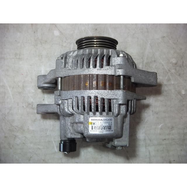 ホンダ NBOX用純正オルタネーター 品番31100ー5K6ーJ11 ホンダ 純正 N