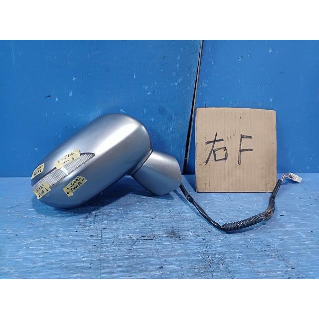 フィット DBA-GD1 右ドアミラー カラー番号NH642M ストーム