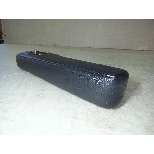 ヴォクシー DBA-ZRR70W 左フロントアームレスト 純正品番72880-28G40