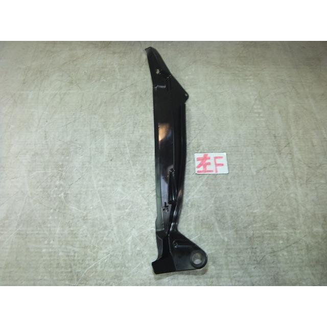 フィット 6AA-GR3 左フロントフェンダーエンクロージャー 純正品番
