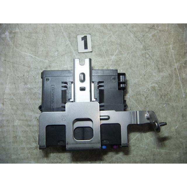 フィット Fit 6AA-GR3 TELEMATICS UNIT 純正品番8B110-TZA-J21 管理 