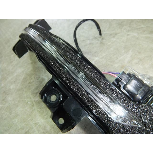 ホンダ フィットGR 右ドアミラー 純正 黒 ウインカーキャップ付き 新品未使用 フィット 6AA-GR3 右ドアミラーウインカー 純正品番34300-TZA-J01 管理