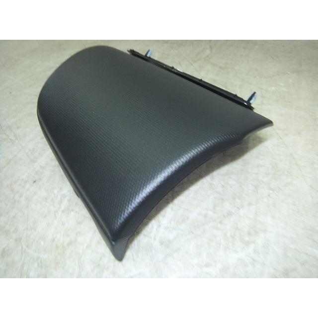 フィット 6AA-GR3 左アッパーボックス蓋 純正品番77510-TZA フィット 6AA-GR3 左アッパーボックス蓋 純正品番77510-TZA