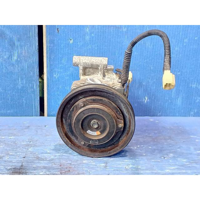 タント DBA-L375S エアコンコンプレッサー A/C AC 純正品番88320-B2020