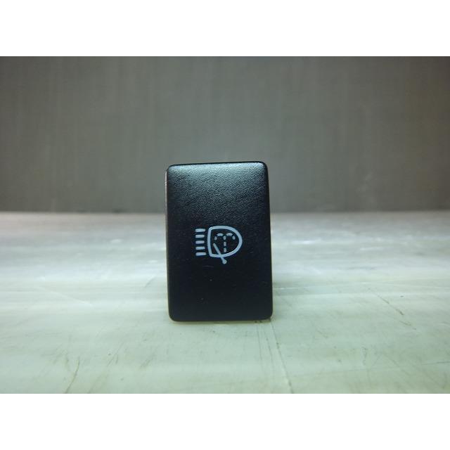アクア DAA-NHP10 ヘッドランプウォッシャースイッチ 純正品番84150