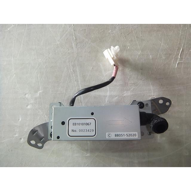 アクア DAA-NHP10 イオンジェネレーター 純正品番88051-52020 管理番号