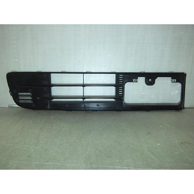 N-BOX 6BA-JF3 ラジエータ ラジエターロアグリル 純正品番71108-TTA