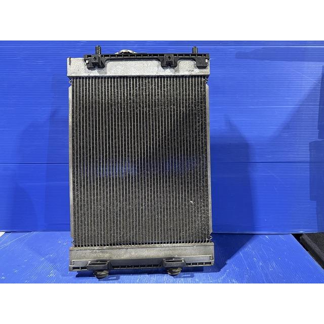 タント DBA-L375S ラジエータ ラジエター ノンターボ車 純正品番16400