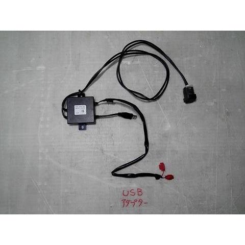 タント 6BA-LA650S USBアダプター 純正品番85532-B2020 管理番号AC5021