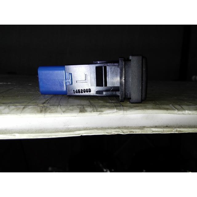 タント DBA-LA600S 左パワースライドドアスイッチ 純正品番84930-B2080