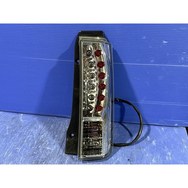 eKワゴン DBA-H82W 右テールランプ ブレーキランプ ストップランプ