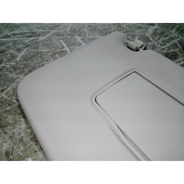 N-BOX 6BA-JF3 右サンバイザー 純正品番83230-TTA-J01ZA 管理番号