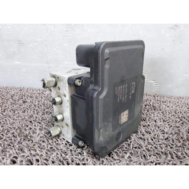 8552 ニッサン ムラーノ 後期 TZ51 ABSユニット ABSアクチュエーター