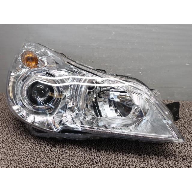 8927 スバル レガシィ BR9 ヘッドライト右 ヘッドランプ右 100-20061